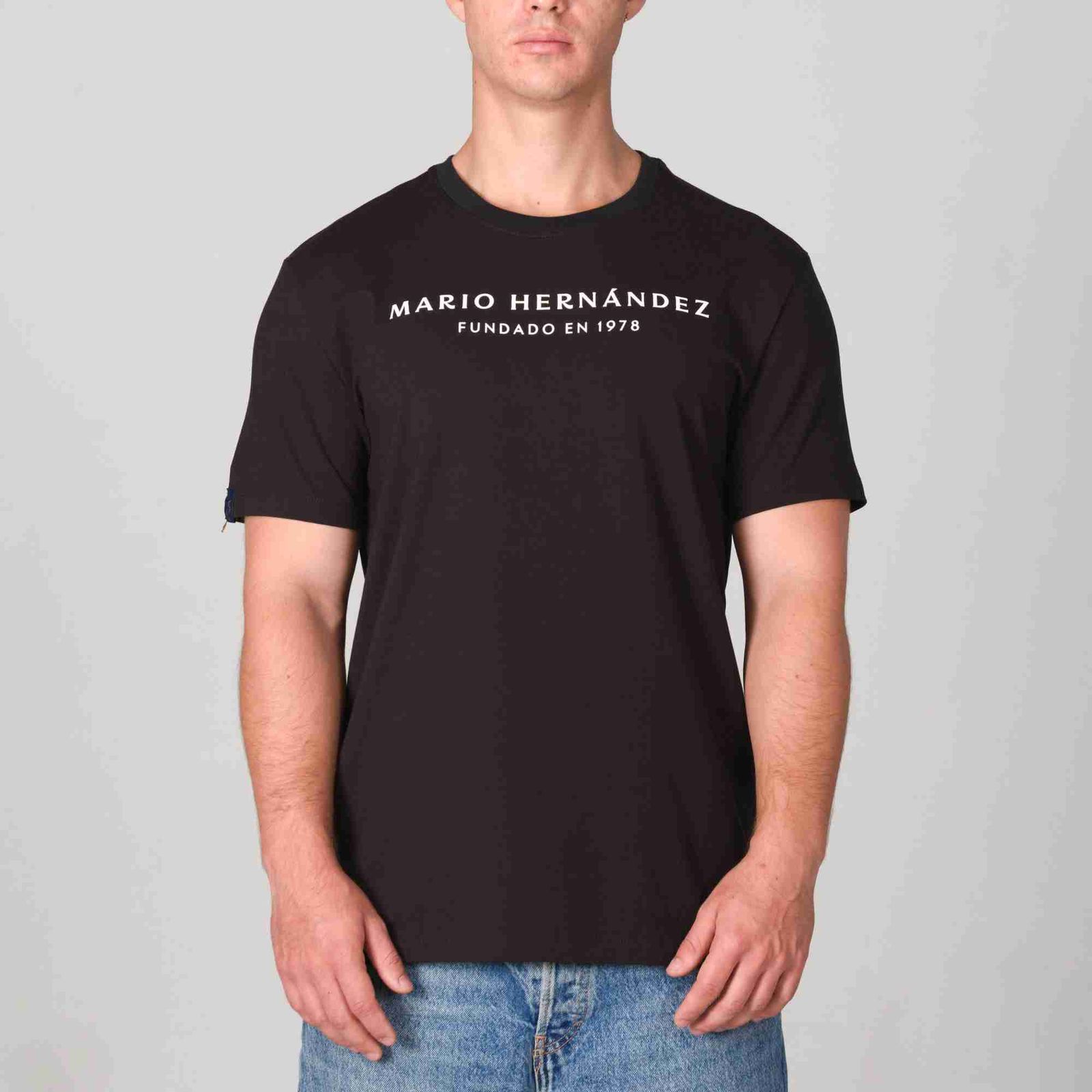 Camiseta Logotipo Negro Tierra Arriba