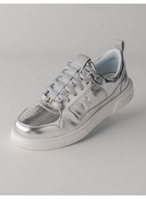 Tenis-saga-plata
