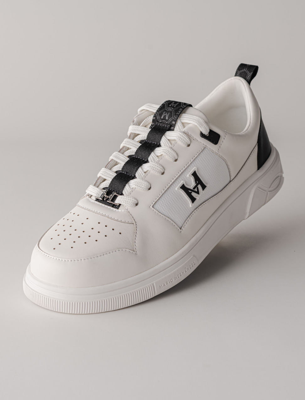 Tenis Saga Onix