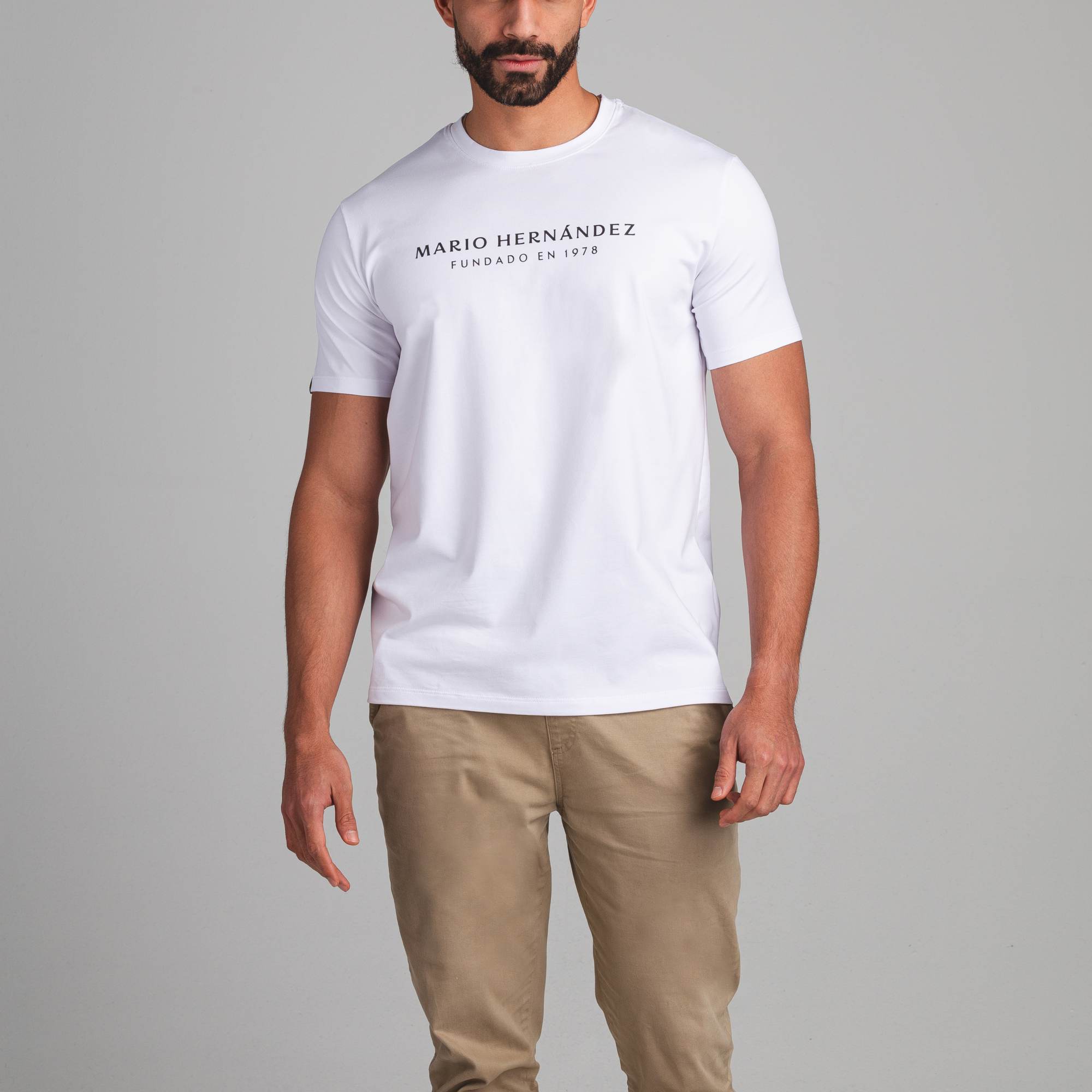 Camiseta Diario Logotipo Blanco Tierra Arriba