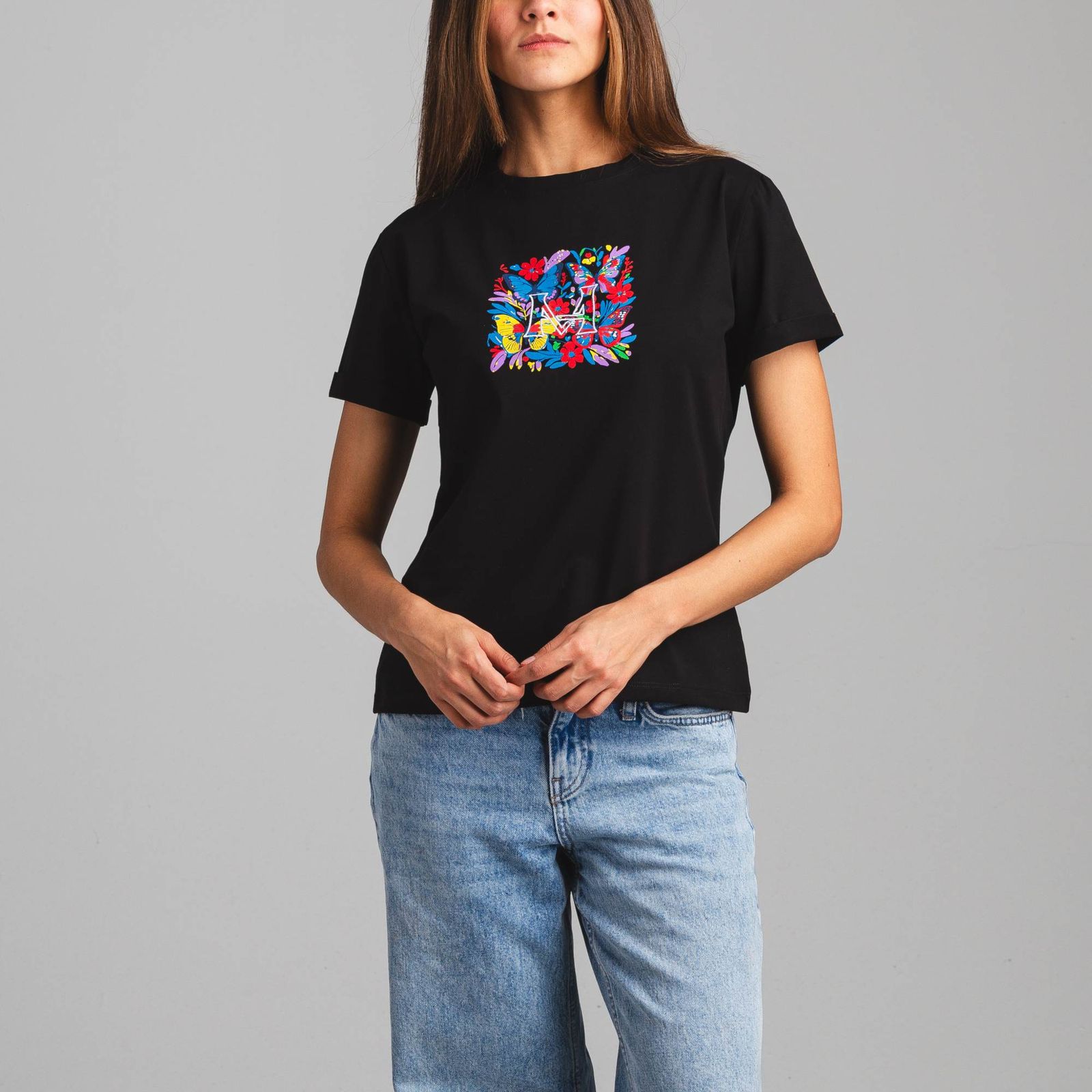 Camiseta Monarca Negro Tierra Arriba