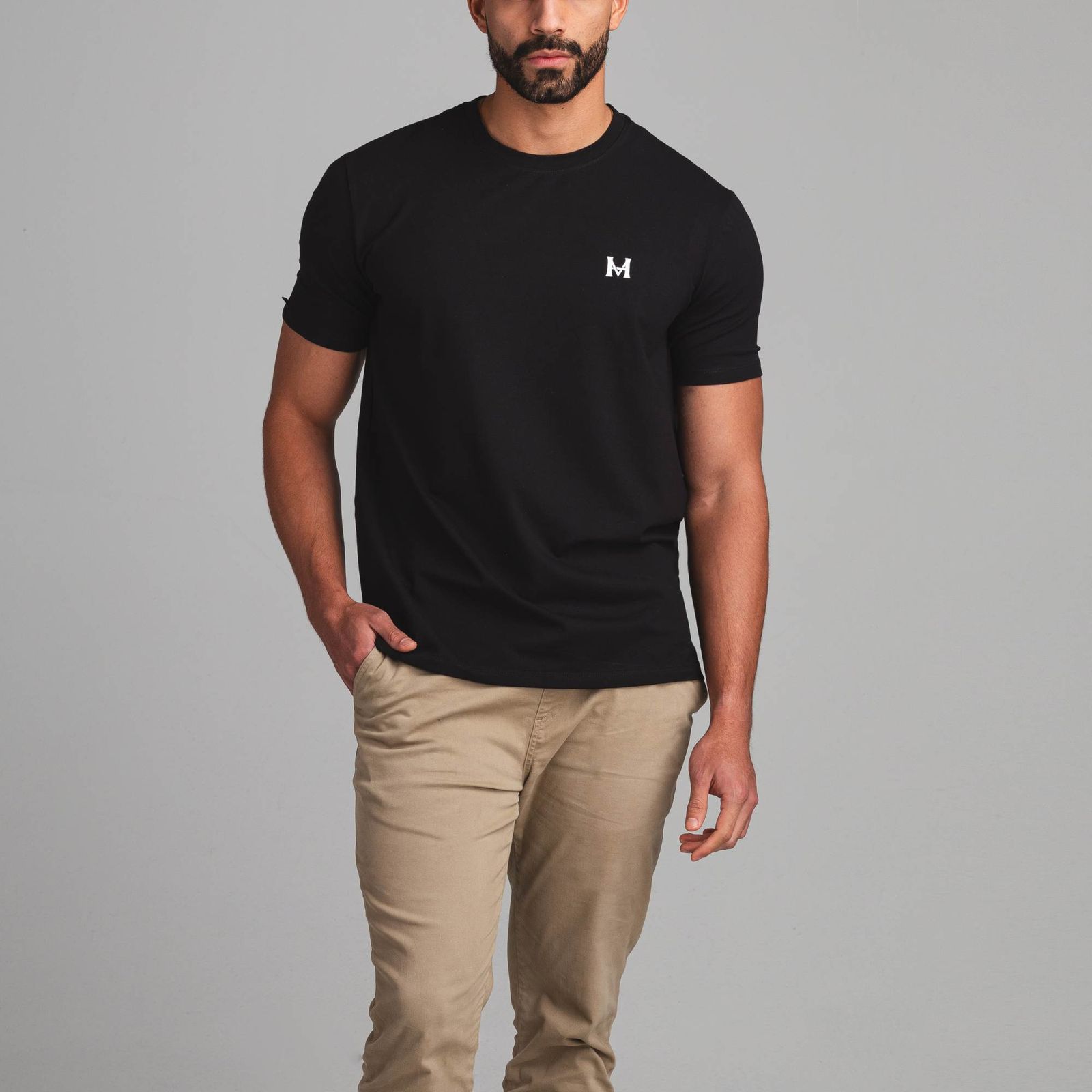 Camiseta Diario MHonograma Negro Tierra Arriba