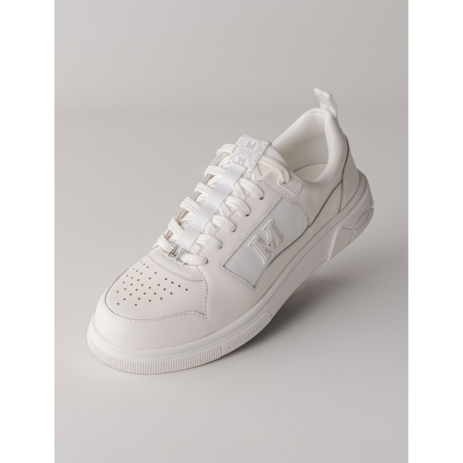 Tenis Saga Blanco