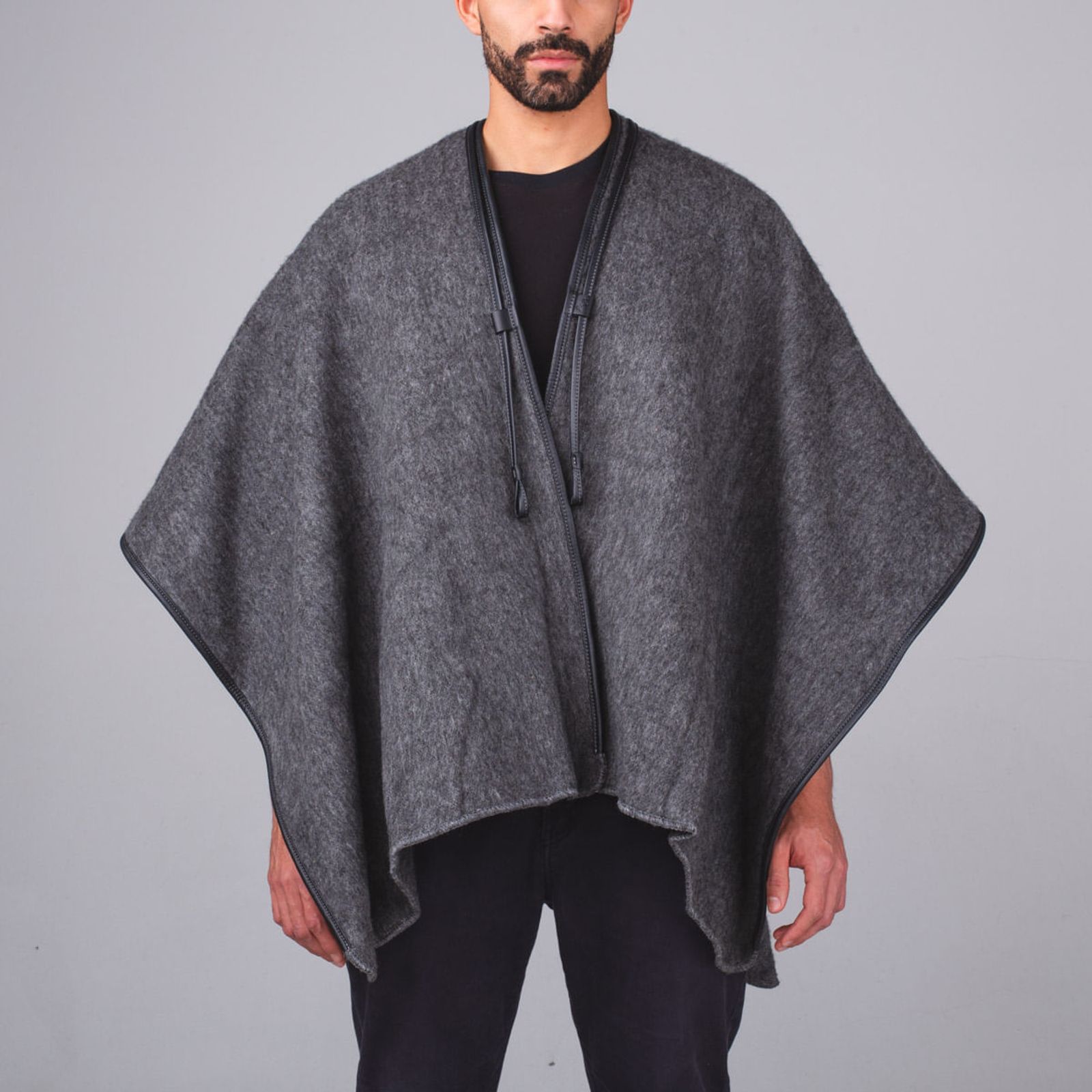 Ruana Boyacense Grafito Nobsa