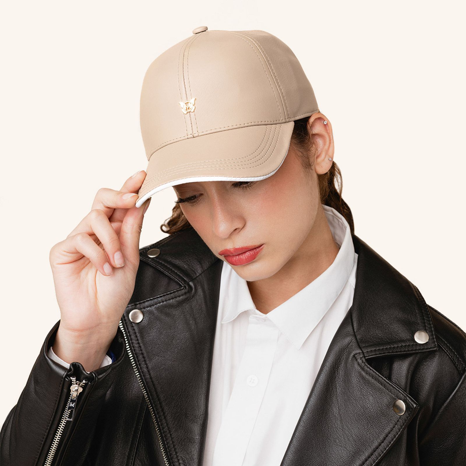 Gorra Beisbolera Alas Beige Milliner